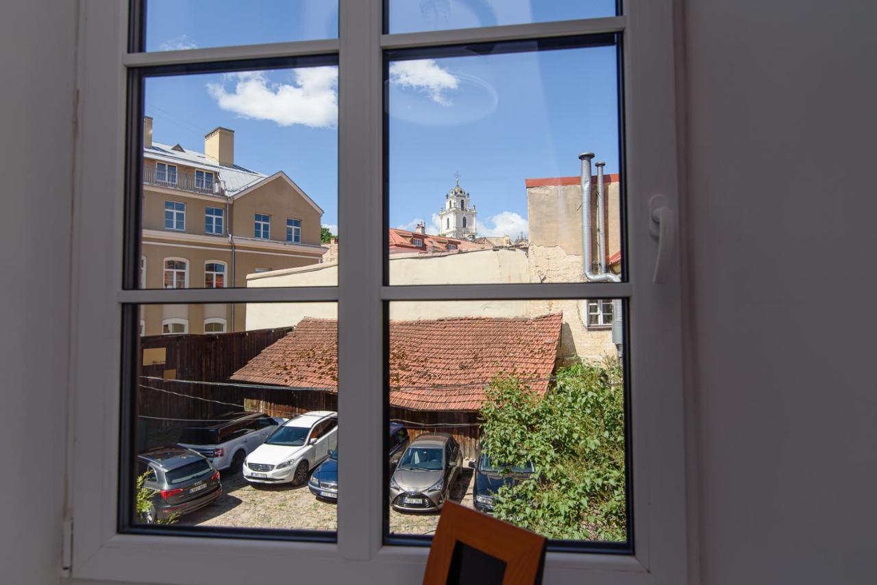 Welcoming Studio In Historic Vilnius With Free Parking By Urban Rent Lägenhet Exteriör bild